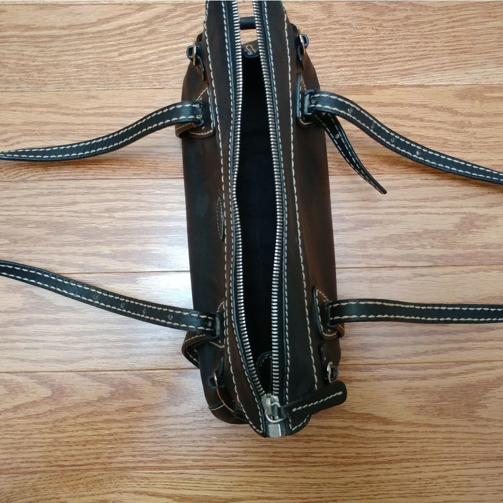 Vintage Tod's black leather baguette handbag - Picture 5 of 7